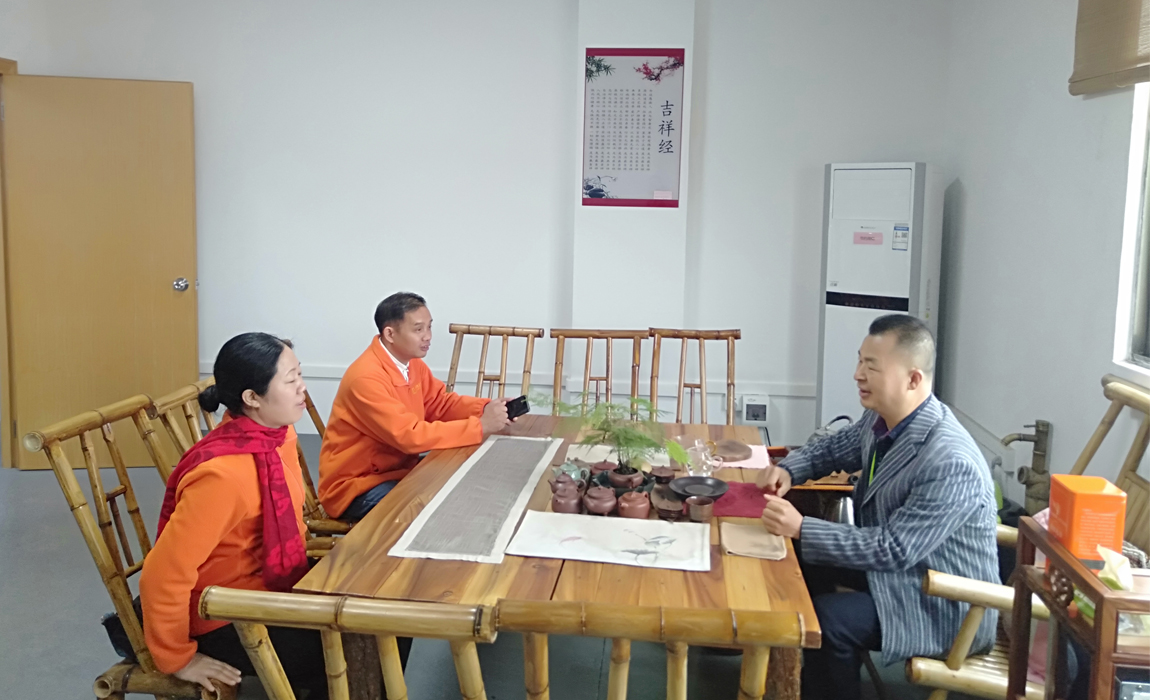 交谈 香港六马宝典